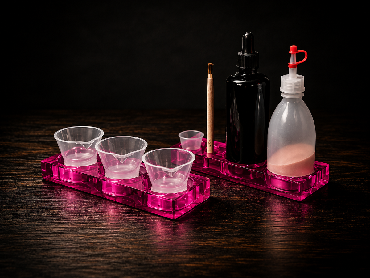 Swell & Crest - The Resin & Acrylic Holders