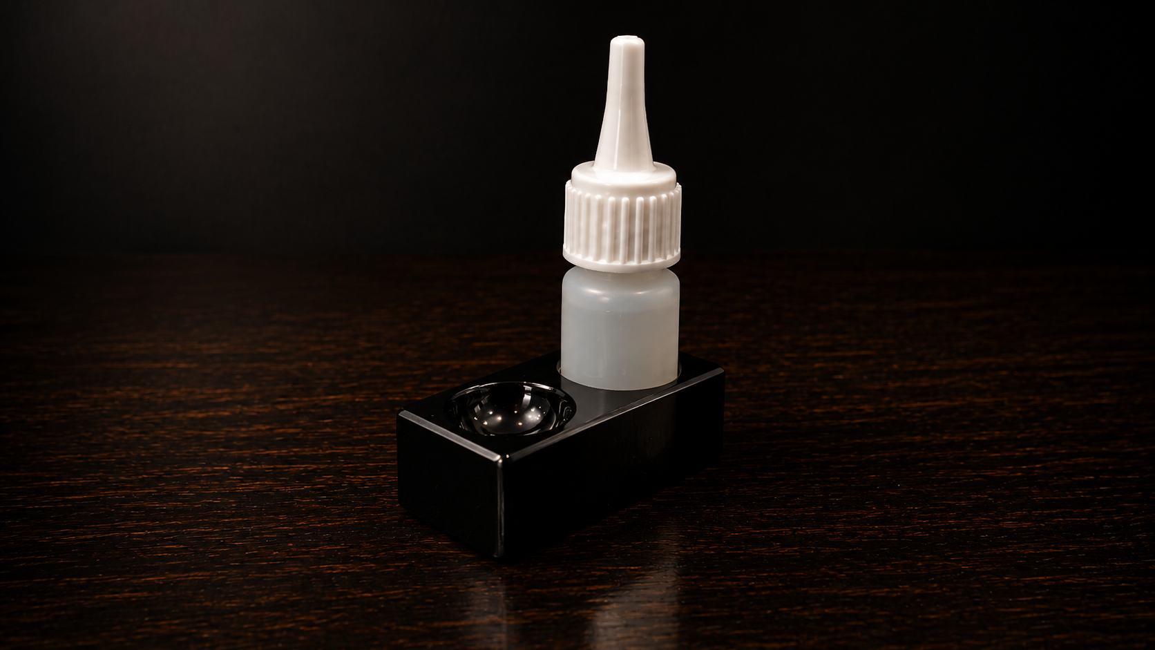 Drop - The Adhesive Holder